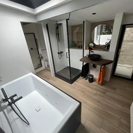 アパートホテル L'enjambee ナミュール